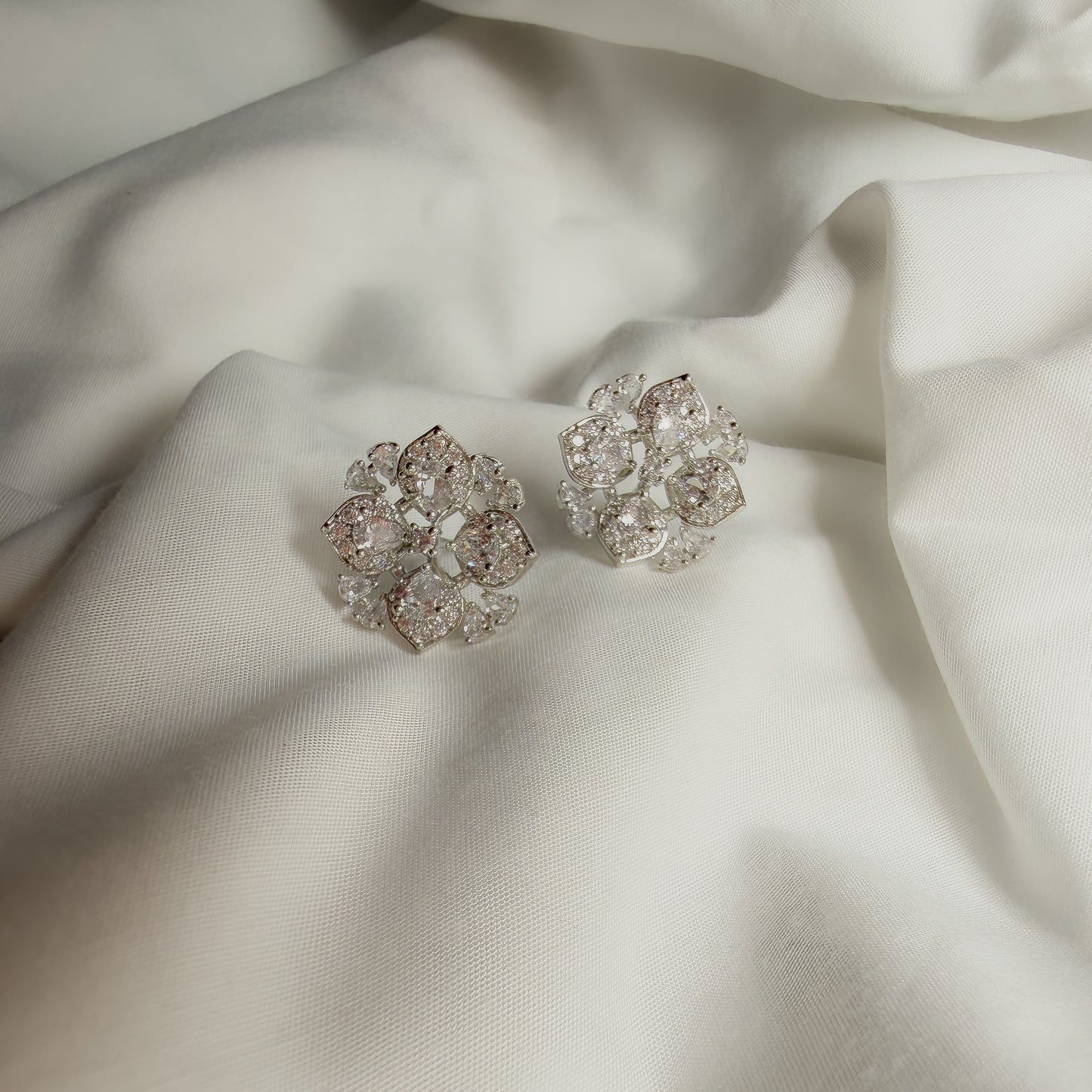 Women’s Silver Floral Dazzle Diamond Earrings – Premium Party & Wedding Wear Jewellery