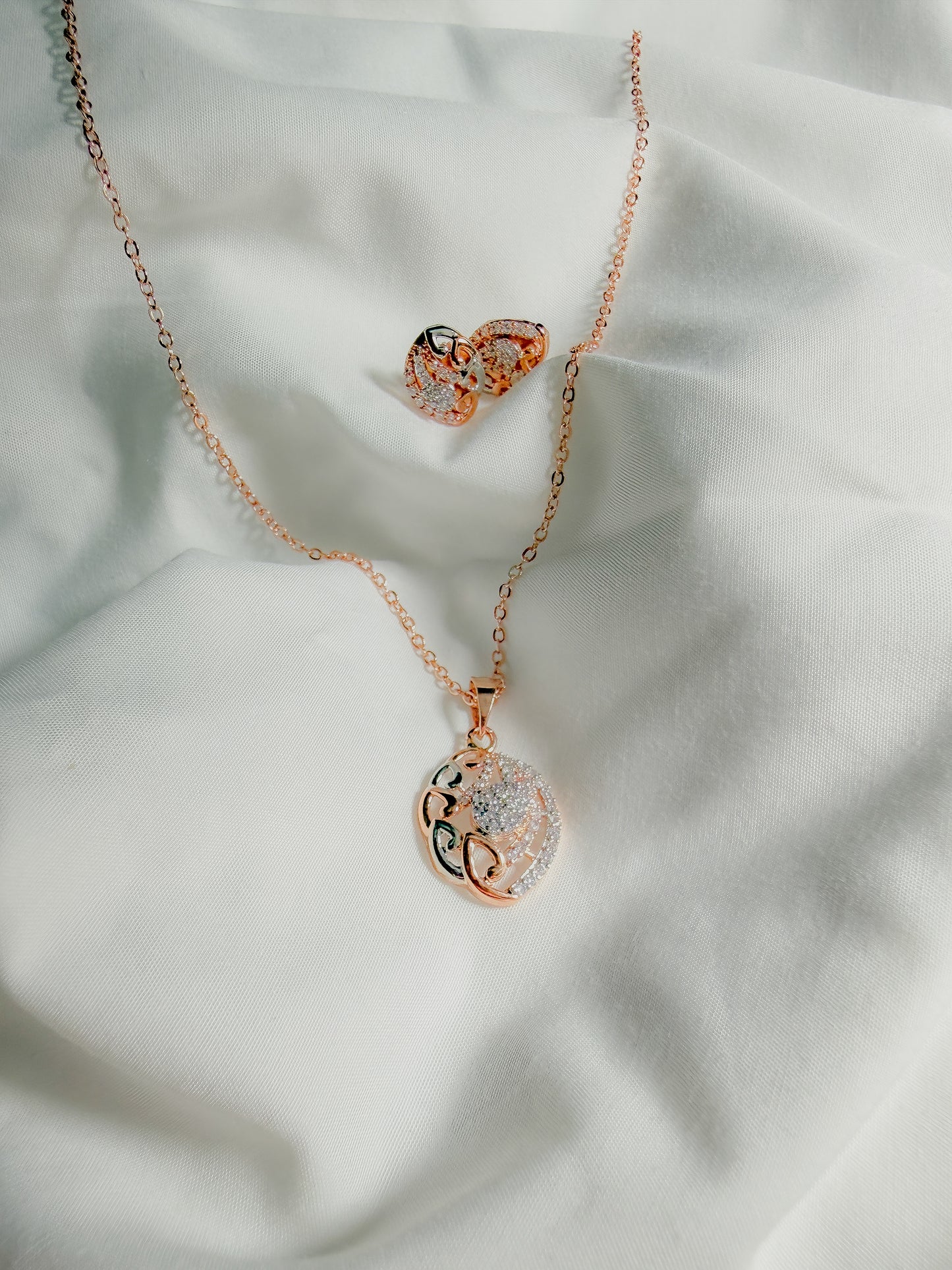 Women’s Rose Gold Dazzle Diamond Pendant & Earring Set – Elegant Daily & Party Wear Jewellery